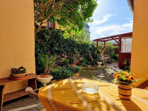 Garden, Apartment in a historical house in the center of Levoca in Levoca