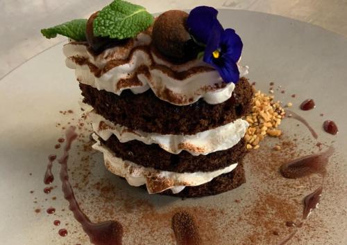 Le Renaissance - image 13