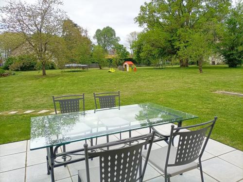 Gîte climatisé VILLA ESPERANZA 2 à 5 personnes gîte à louer Valençay
