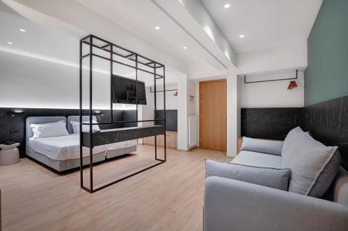 2 twin beds, 2 sofa beds