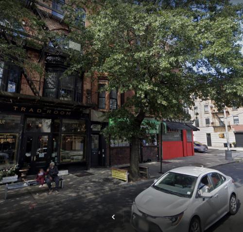 1 Bedroom in apartment in Bedstuy Brooklyn in Brooklyn, USA