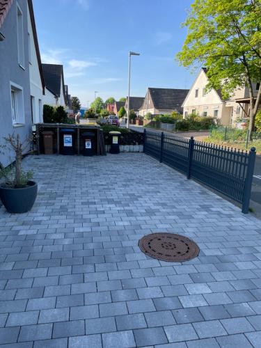 Ferienwohnung mit Fußbodenheizung nahe Messe, gratis Parkplatz und Abstellplatz E - Bike, Hannover (fotografie 8)