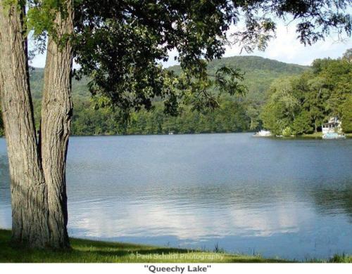 Berkshires Studio Apartment at the Stephentown Hotel