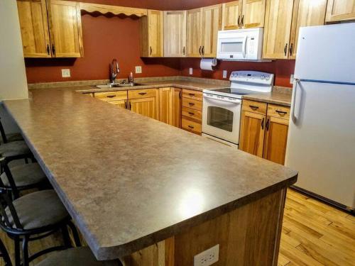 Minocqua Lake Condo B10 Minocqua Lake Condo B10