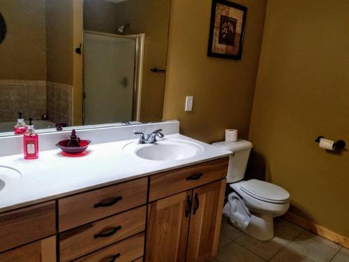 Minocqua Lake Condo B10 Minocqua Lake Condo B10