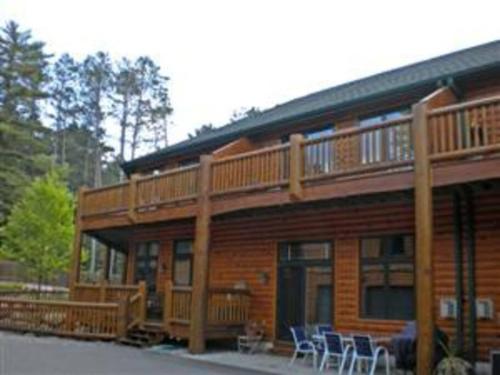 Minocqua Lake Condo B10 Minocqua Lake Condo B10