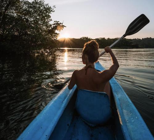 HOTEL BACKPACKERS RIO DULCE