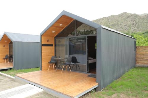 Зовнішній вигляд готелю, NICE HOUSE HOTEL Meghri in Meghri