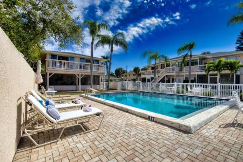 Manatee Key-Waterfront Minutes to Turtle Beach in Sarasota, USA
