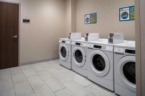 Home2 Suites by Hilton Northville Detroit - image 9
