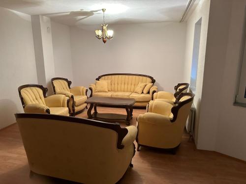 Ruhig gelegenes Haus, Skopje (zdjęcie 2)