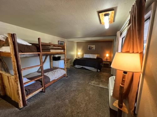 1 king bed, 1 bunk bed