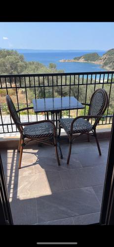 Surrounding environment, Escape at Ammouliani in Ammouliani