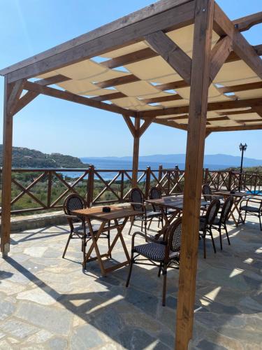 Facilities, Escape at Ammouliani in Ammouliani