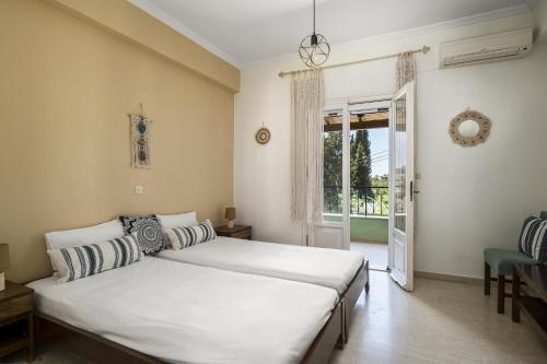 2 twin beds