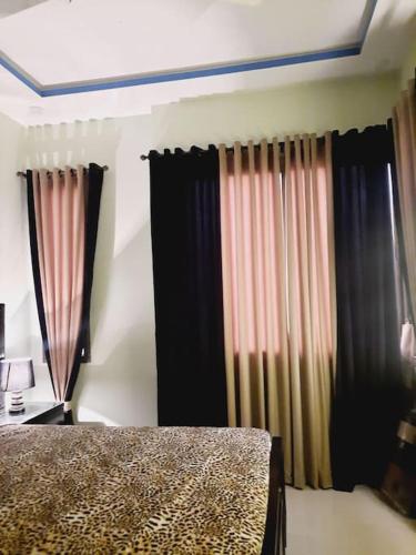 Exclusive Homes 2 Bed in DHA Karachi - image 7
