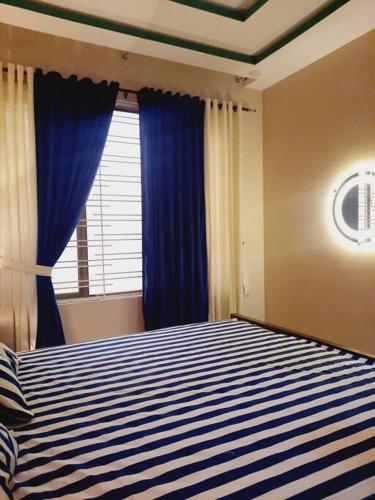 Exclusive Homes 2 Bed in DHA Karachi - image 3