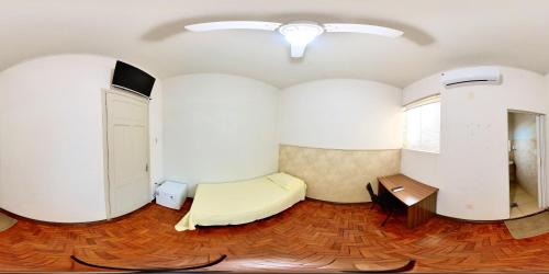 1 twin bed