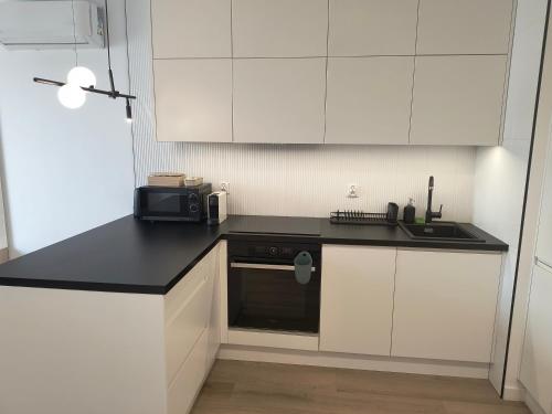 Cozinha, AmberLetnica blisko morza i Polsat Plus Arena in Letnica