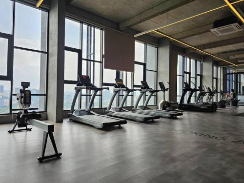 Premium 2BR [2-4pax] near Midvalley/Pavilion 2 - main image