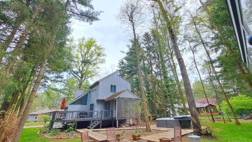 The Chalet at Warren Dunes in Sawyer, USA