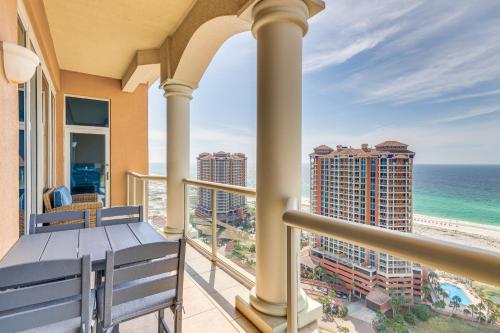 Pensacola Bch Penthouse with View and Pool Access! - main image