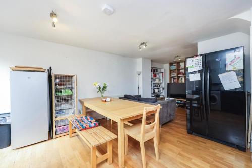 Double bedroom in Clapham, Londyn (zdjęcie 10)