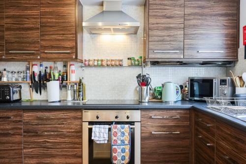 Double bedroom in Clapham, Londyn (zdjęcie 6)