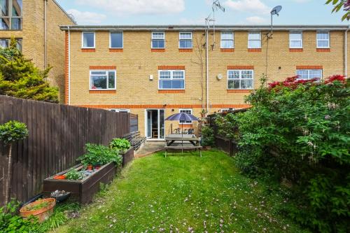 Double bedroom in Clapham, Londyn (zdjęcie 4)
