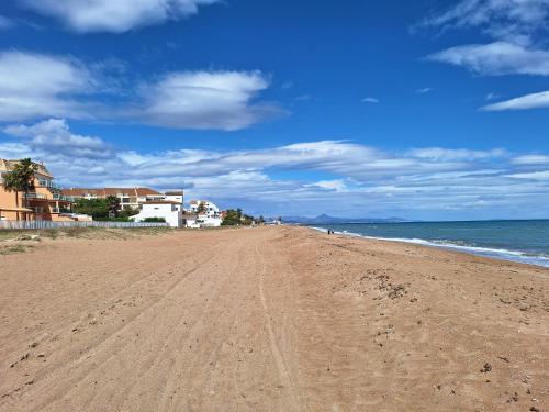 Beach, Mirador al Mar 85 Apartamento unico sobre el mar in Almadrava