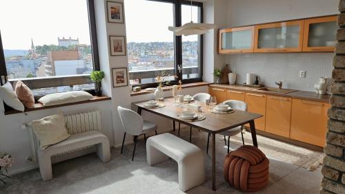 Panorama View Design Apts in Old Town - Free Parking, Bratislava (Foto 6)
