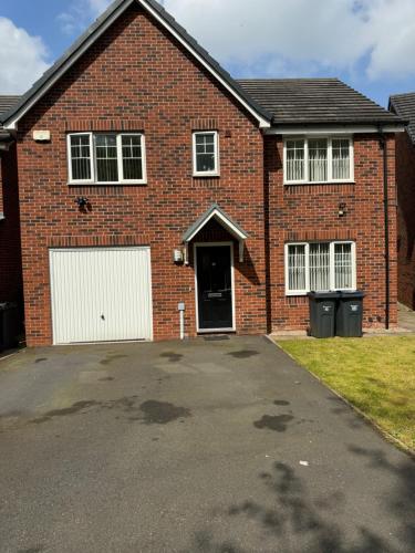 P&F Edgbaston Birmingham UK, 28 Ashes Lane Birmingham, Birmingham (fotografie 2)