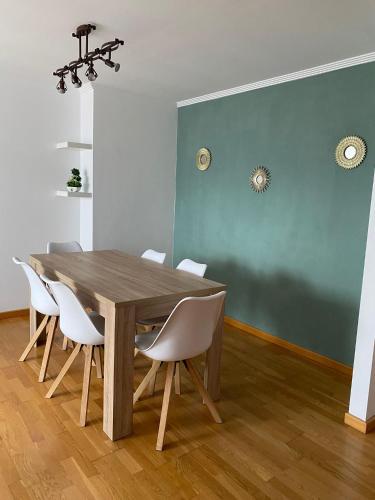 設施, PRECIOSO ATICO MONDARIZ in 曼達里斯