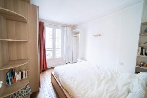Cozy 60 m near Canal St Martin - image 5