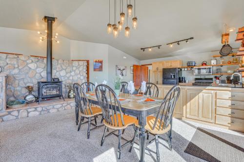 24STR-00027 Fairplay Cabin with Mountain Views! in Fairplay, USA