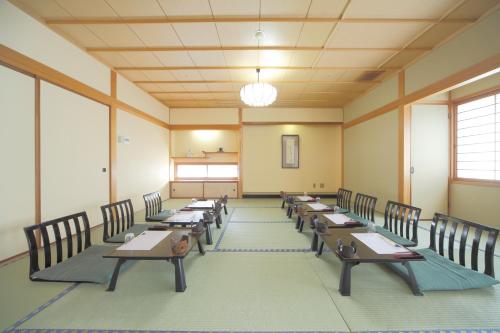 Yanagiya – Shirahama, MO