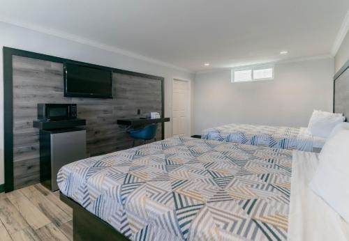 2 king beds