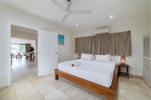 Penthouse Apartment image 10
