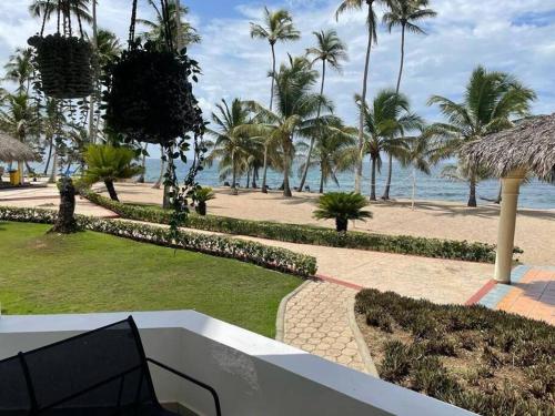 Studio with pool and view ocean