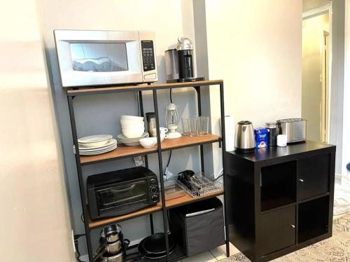 Superb Spacious Loft Old Toronto near Distillery District near ถนนควีน