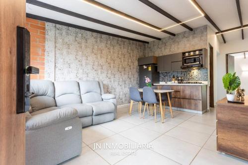 Nuevo Apartamento a 2 minutos del JMC jacuzzi