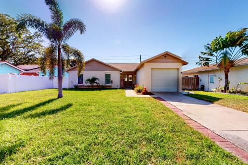Largo Beach Retreat in Largo, USA