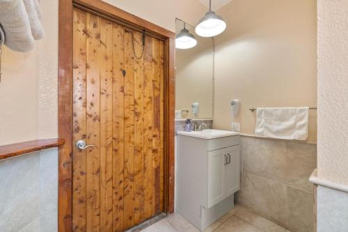 Wild Goose Lodge