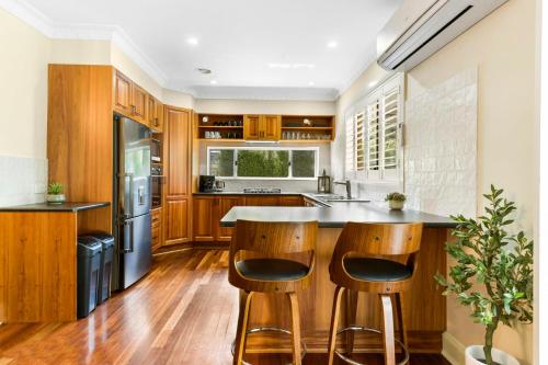 Roselawn Manor - 5 Bedroom Entertainer