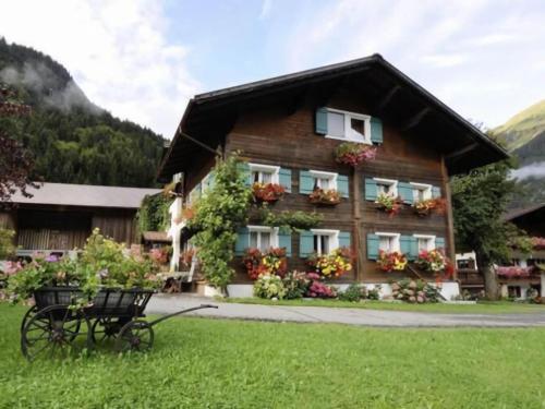 Comfortable house with garden in Voralberg St. Gallenkirch