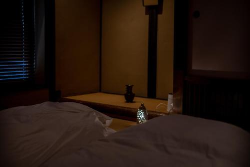 MACHIYA: SAUNA - A Sauna Inn Renovated from a 160-Year-Old Kyomachiya in a Back Alley