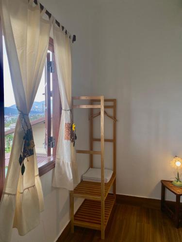 Dứa Homestay