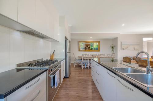 Contemporary Home in the Heart of Mudjimba