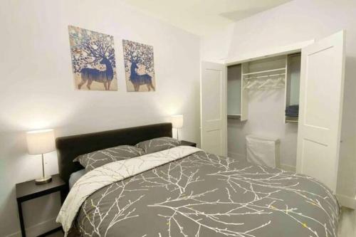 Two Bedroom Suite Burnaby Metrotown in Burnaby (BC)