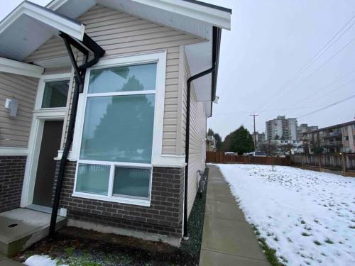 Two Bedroom Suite Burnaby Metrotown in Burnaby (BC)